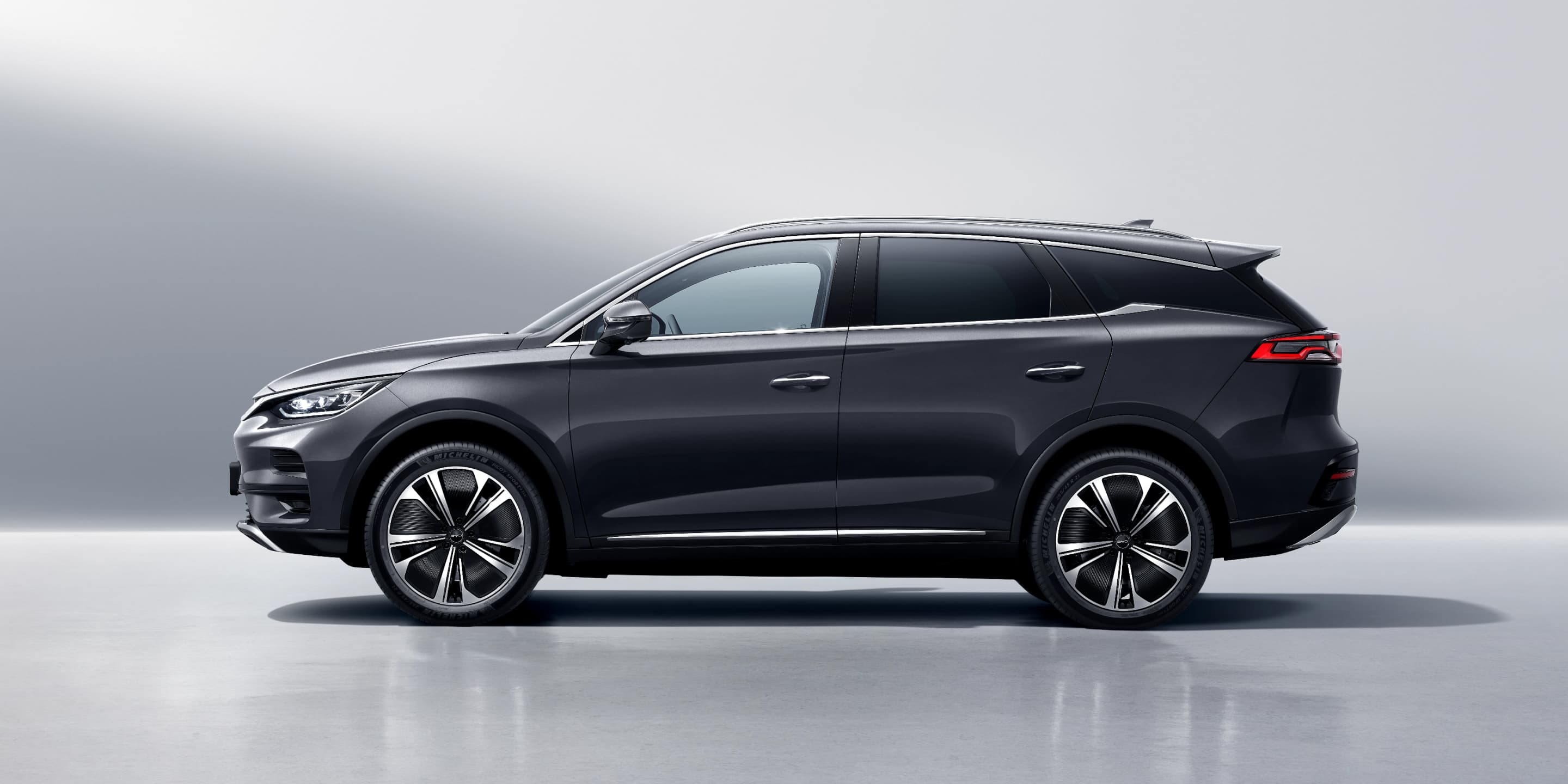 Tang2024 Exterior 01 L