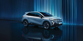 Renault Symbioz Side View (1)