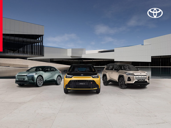 Nuova Gamma Toyota Elettrico Ibrido Cosenza Calabria Rende Toyota Mobile