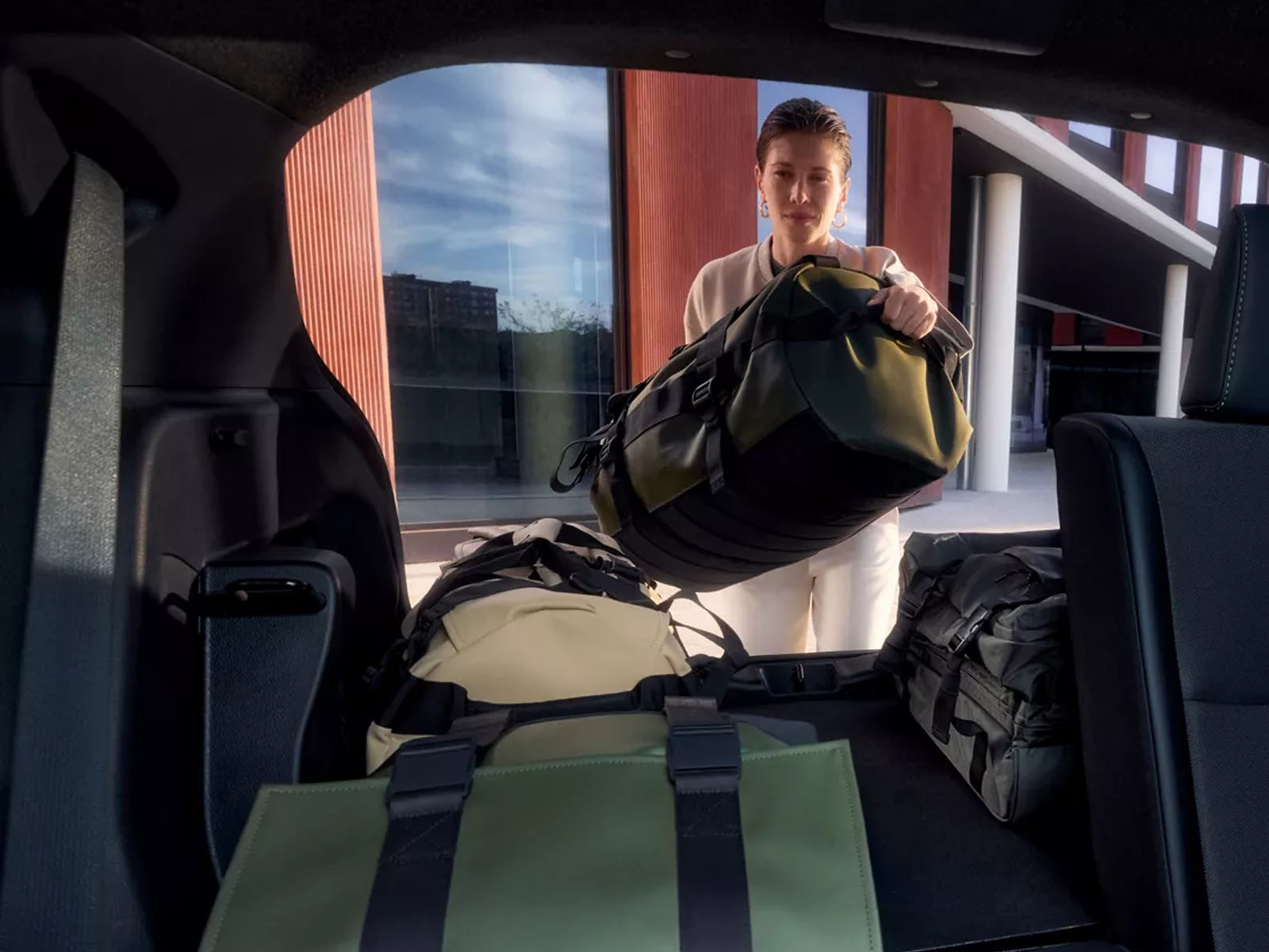 TOYOTA YARIS CROSS CALABRIA SUV COSENZA RENDE MONTALTO AUTO NUOVA0 (1)